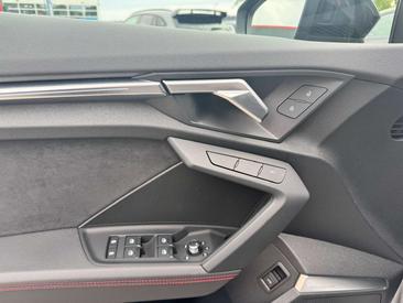 Audi RS3 — photo 13