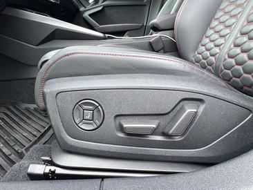 Audi RS3 — photo 15