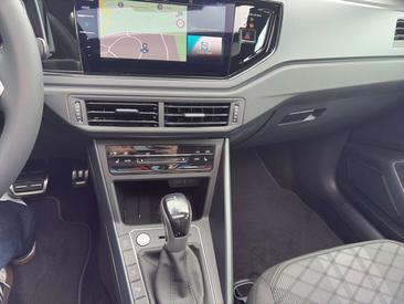 Volkswagen Taigo R-Line — photo 11