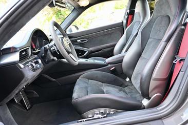 Porsche 991 GTS — photo 6