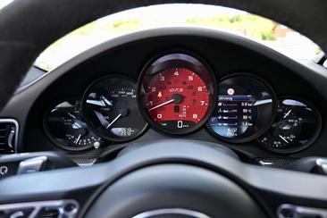 Porsche 991 GTS — photo 11