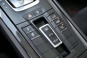 Porsche 991 GTS — photo 15