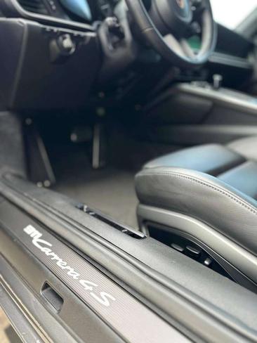 Porsche 992 I Carrera 4S — photo 14