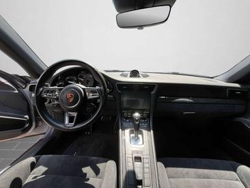 Porsche 991 II GTS — photo 9