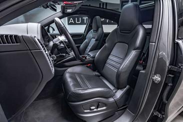 Porsche Cayenne III E-Hybrid — photo 6