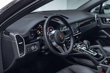 Porsche Cayenne III E-Hybrid — photo 31