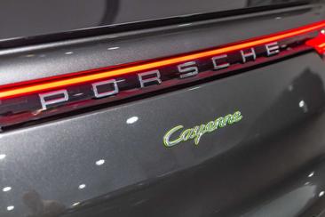 Porsche Cayenne III E-Hybrid — photo 36