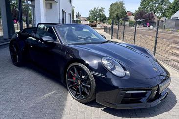 Porsche 992 I Carrera 4S — photo 9