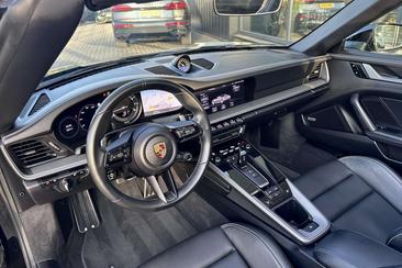 Porsche 992 I Carrera 4S — photo 36