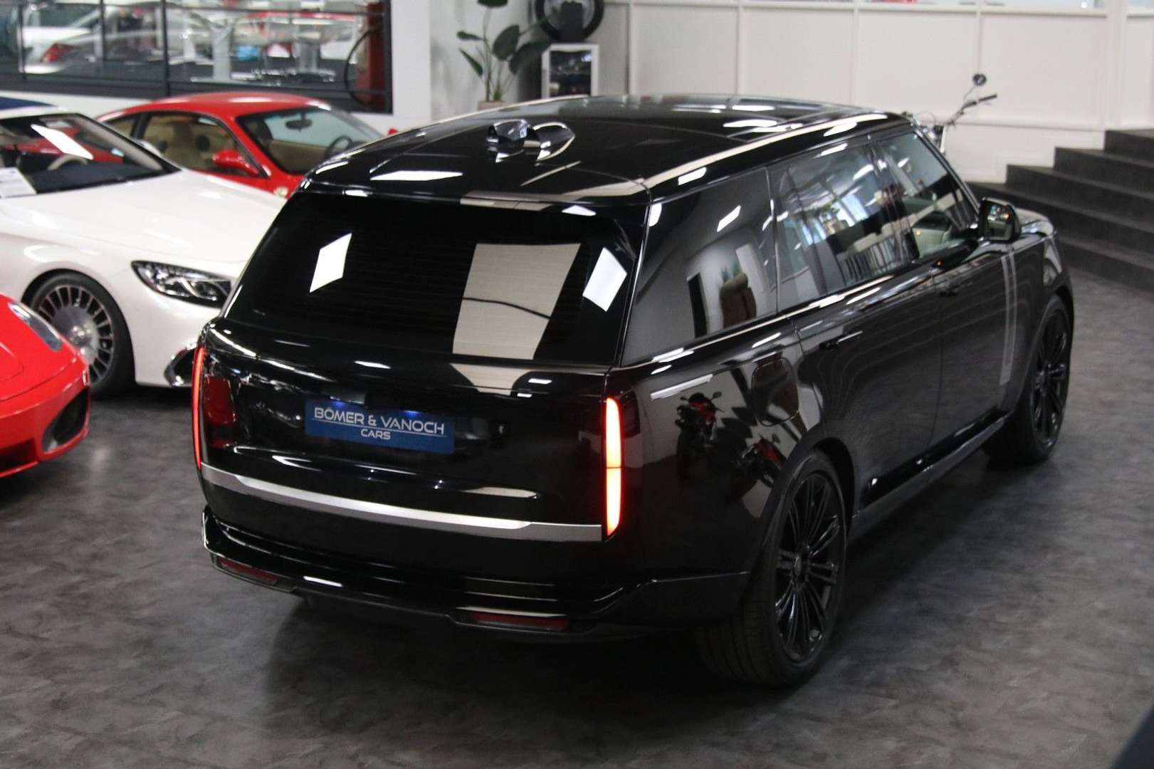 Land Rover Range Rover D350 Autobiography SV Edition - 2022 - Joinsteer - #4