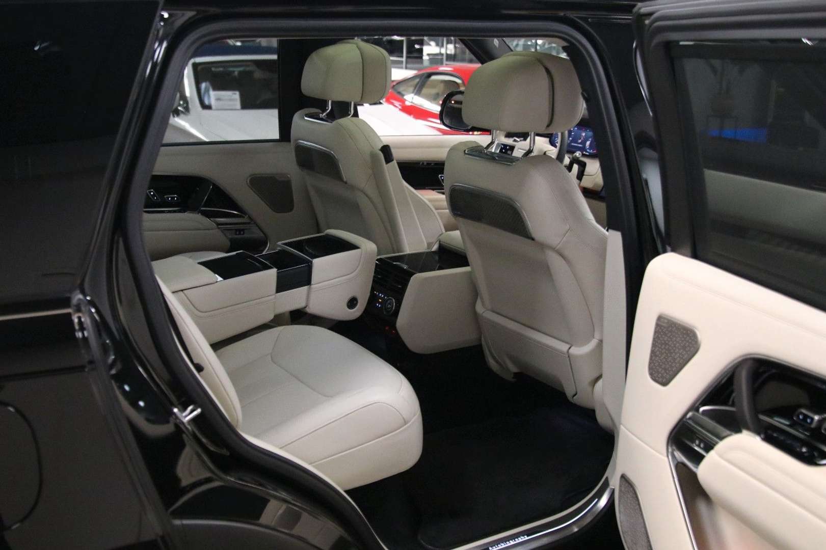 Land Rover Range Rover D350 Autobiography SV Edition - 2022 - Joinsteer - #9