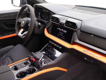 Lamborghini Urus — photo 15