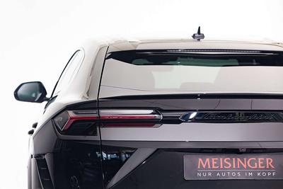 Lamborghini Urus 60th Anniversary