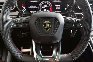 Lamborghini Urus 60th Anniversary — photo 6