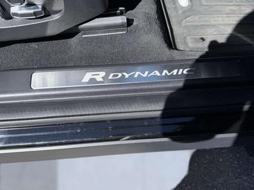 Land Rover Discovery Sport D200 Urban Edition Bluetooth Navi Noir — photo 16