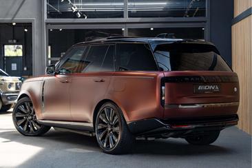Land Rover Range Rover SV SVO Colour Bespoke P550e SV PHEV — photo 5