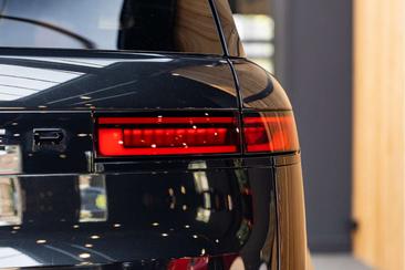 Land Rover Range Rover Sport Autobiography P550e — photo 17