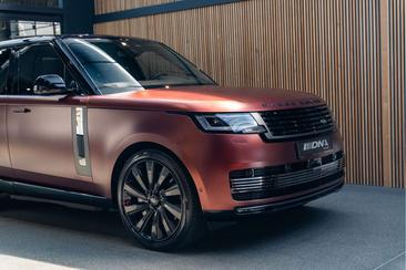 Land Rover Range Rover SV SVO Colour Bespoke P550e SV PHEV — photo 11