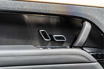 Land Rover Range Rover Sport Autobiography P550e — photo 28