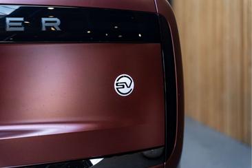 Land Rover Range Rover SV SVO Colour Bespoke P550e SV PHEV — photo 18