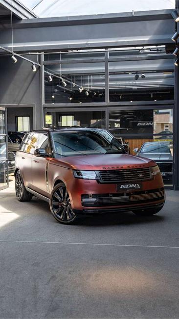 Land Rover Range Rover SV SVO Colour Bespoke P550e SV PHEV — photo 20