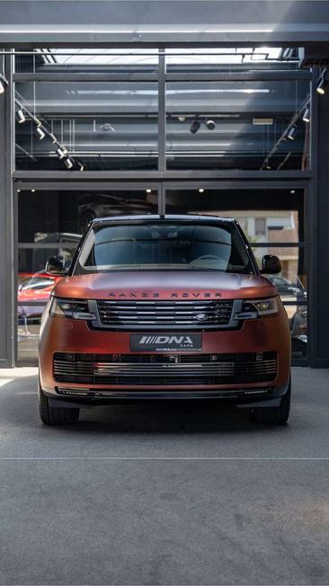 Land Rover Range Rover SV SVO Colour Bespoke P550e SV PHEV — photo 22