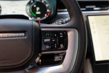 Land Rover Range Rover SV SVO Colour Bespoke P550e SV PHEV — photo 34