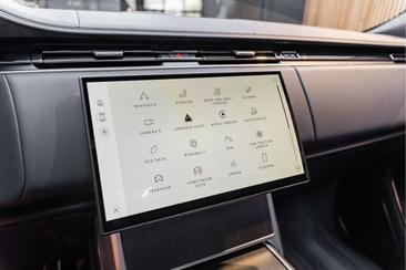 Land Rover Range Rover SV SVO Colour Bespoke P550e SV PHEV — photo 37