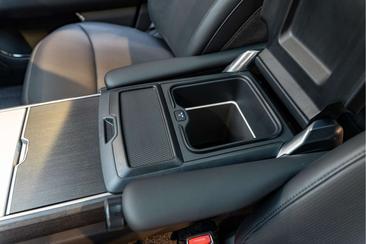 Land Rover Range Rover SV SVO Colour Bespoke P550e SV PHEV — photo 44