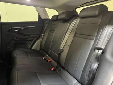 Land Rover Range Rover Evoque P300e Plug In Hybrid — photo 10
