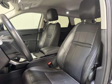 Land Rover Range Rover Evoque P300e Plug In Hybrid — photo 18