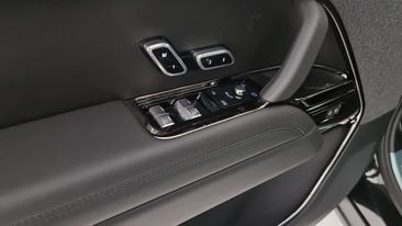 Land Rover Range Rover Sport P460e — photo 22