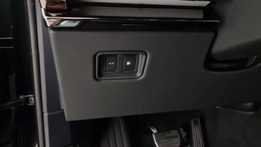 Land Rover Range Rover Sport P460e — photo 23