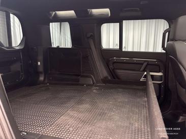 Land Rover Defender 110 D250 SE AWD Auto 24MY Gris — photo 5