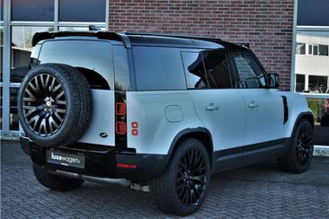 Land Rover Defender 110 D250 3.0 SE — photo 41