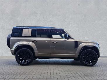 Land Rover Defender 110 OCTA Bronze P635 AWD — photo 6