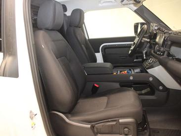Land Rover Defender 90 Hard Top AHK LED DAB Blanc 3.0 D200 — photo 6