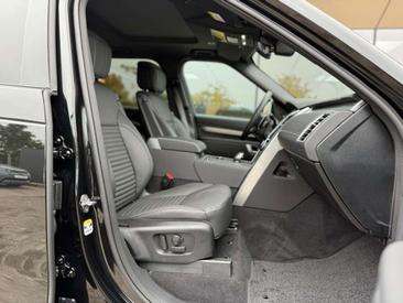 Land Rover Discovery 3.0 Dynamic HSE D350 AWD 7-SITZER — photo 3