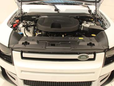 Land Rover Defender 90 Hard Top AHK LED DAB Blanc 3.0 D200 — photo 15