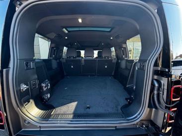 Land Rover Defender 130 3.0 X-Dynamic SE LED PANO 360° Noir — photo 15