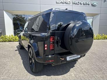 Land Rover Defender 110 D250 X-Dynamic SE SHZ NAVI 360° — photo 4