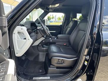 Land Rover Defender 110 D250 X-Dynamic SE SHZ NAVI 360° — photo 5