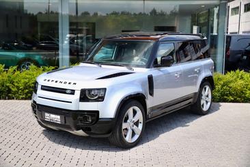 Land Rover Defender 110 P400e — photo 15