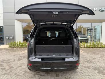 Land Rover Discovery 3.0 Dynamic HSE D350 AWD 7-SITZER — photo 14