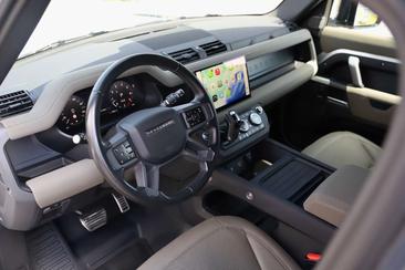 Land Rover Defender 110 P400e — photo 17