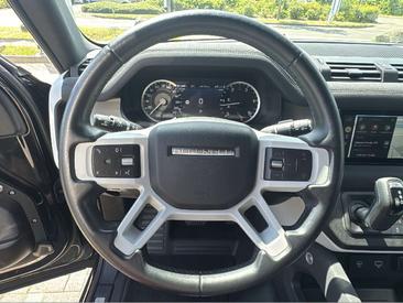Land Rover Defender 110 D250 X-Dynamic SE SHZ NAVI 360° — photo 11