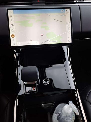 Land Rover Range Rover Sport D250 — photo 19