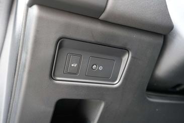 Land Rover Discovery — photo 34