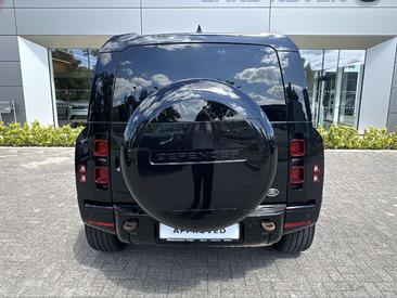 Land Rover Defender 110 D250 X-Dynamic SE SHZ NAVI 360° — photo 16