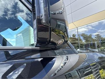 Land Rover Defender 110 D250 X-Dynamic SE SHZ NAVI 360° — photo 19